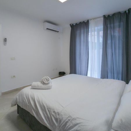 Center Luxury Rooms Тирана Экстерьер фото